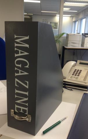 Van Manen Magazine holder