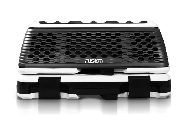Fusion Stereo Active FM/AM, bluetooth USB waterdichte speaker