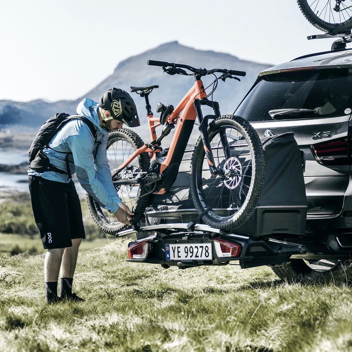 Thule VeloSpace XT 2 938 fietsendrager voor 2 fietsen zwart met aluminium
