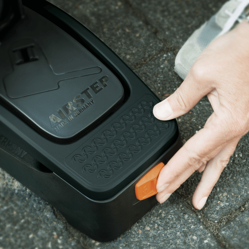 SKS Airstep Digi voetpomp met wandhouder