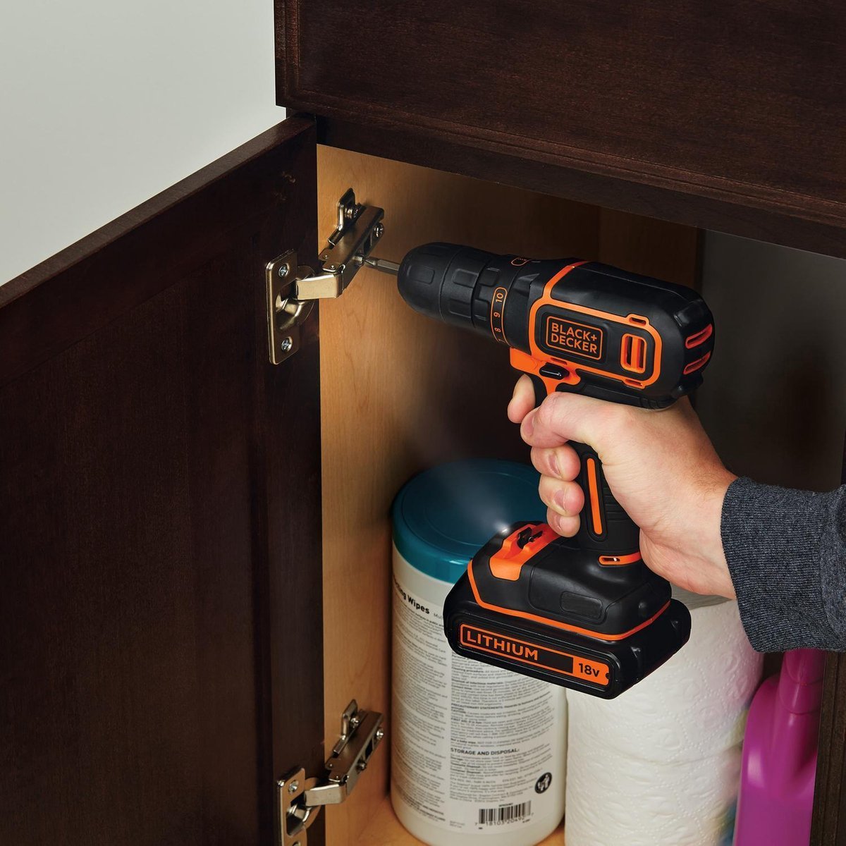 Black&Decker BDCHD18S2KA-QW 18 V Schroefklopboormachine met 2 Accu's, 104 Acc. en Kluskoffer