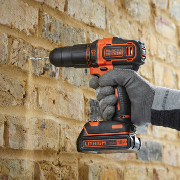 Black&Decker BDCHD18S2KA-QW 18 V Schroefklopboormachine met 2 Accu's, 104 Acc. en Kluskoffer