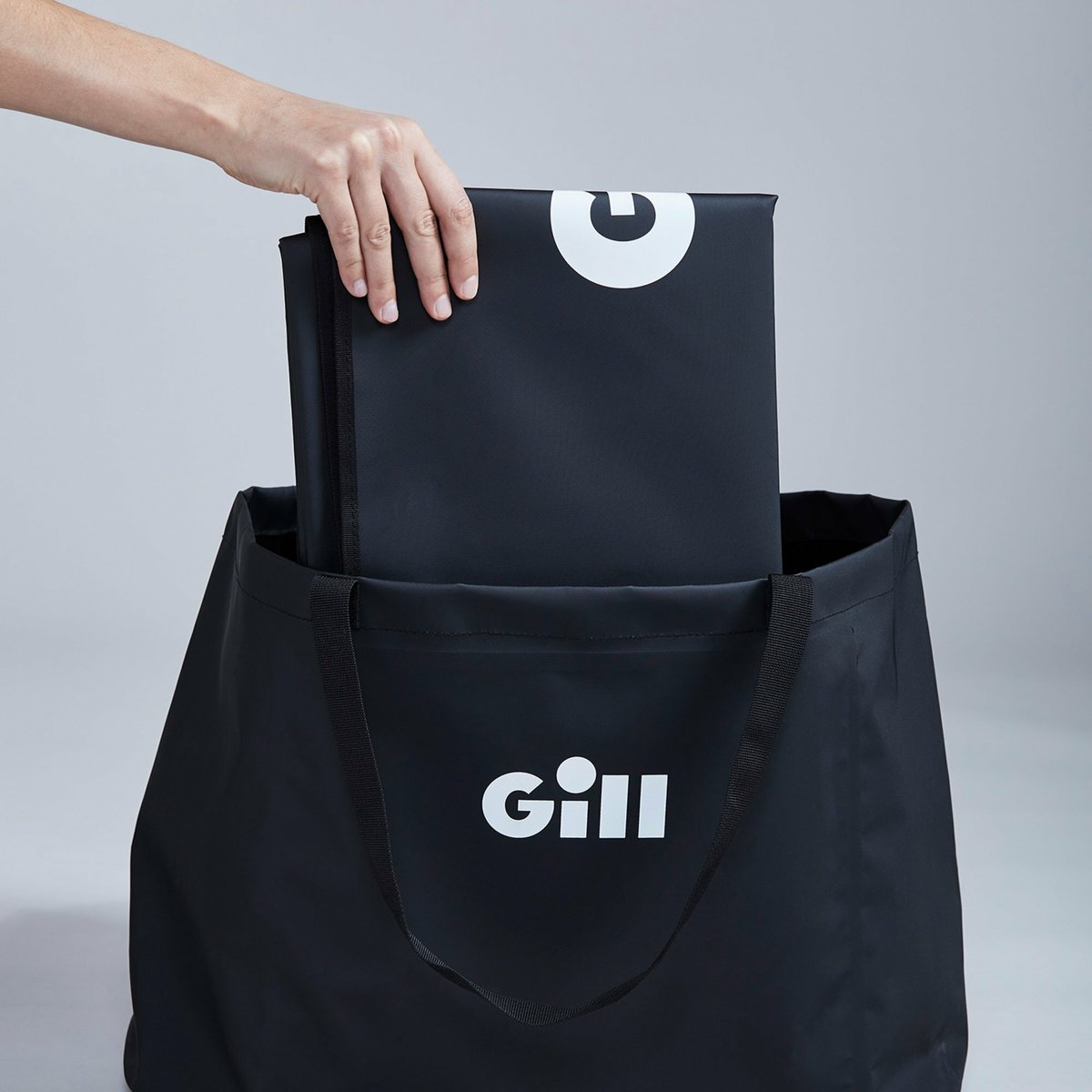Gill Changing Mat and Wet tas