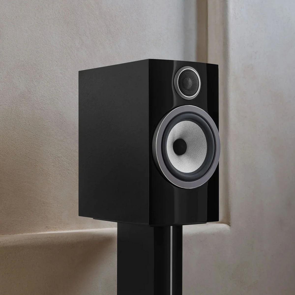 Bowers & Wilkins 706S3 zwart