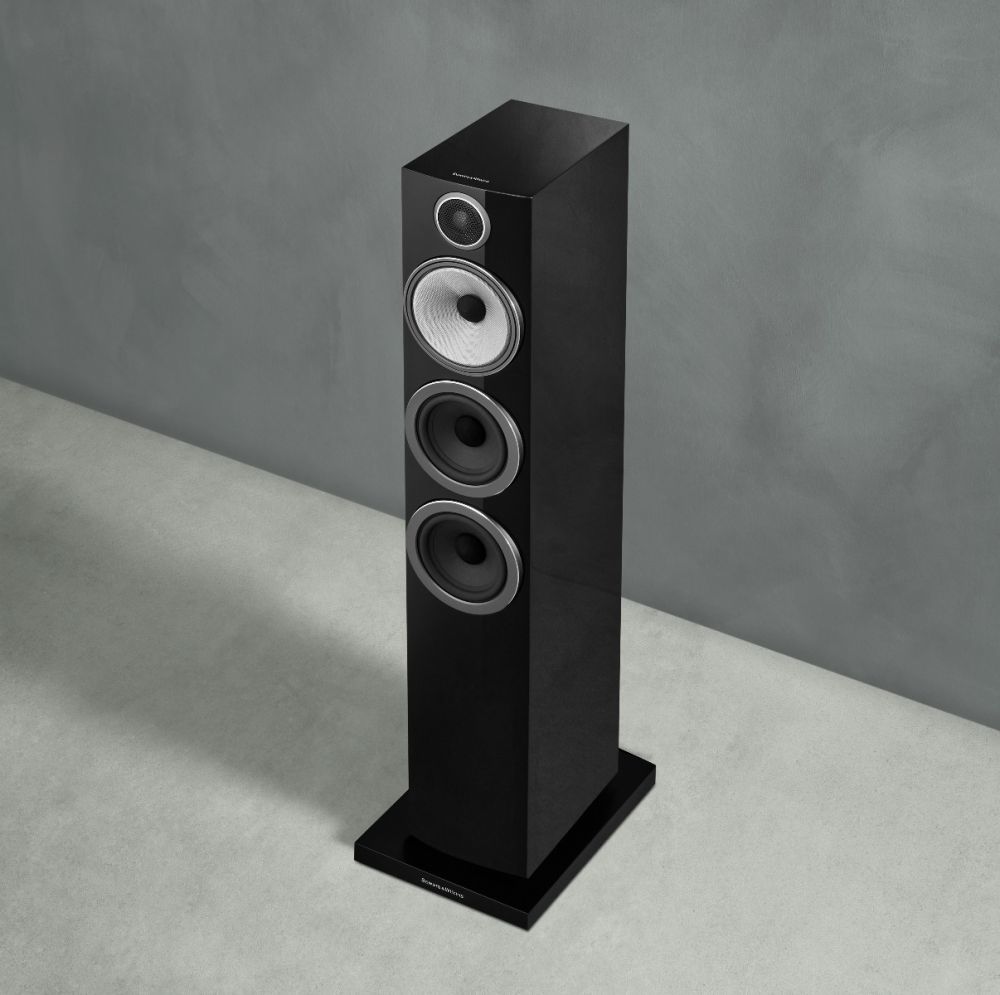 Bowers & Wilkins 704S3 zwart luidspreker vloerstaand model met 300,= inruilkorting