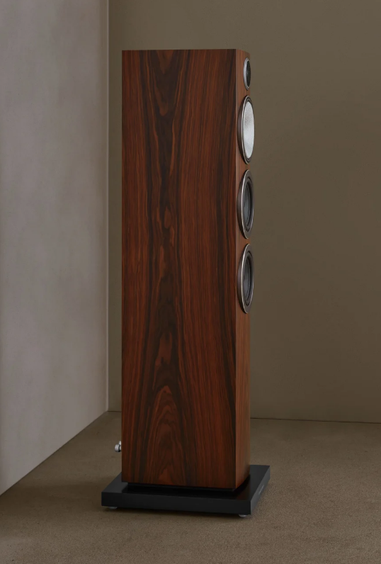 Bowers & Wilkins 704S3 mocca luidspreker vloerstaand model met 300,= inruilkorting