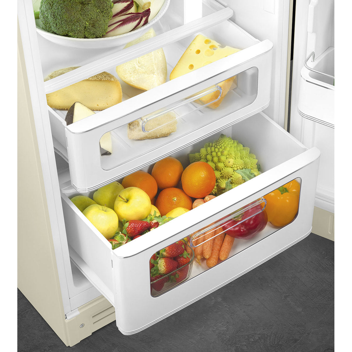 Smeg FAB30RCR5 Jaren 50 Model, deur draaiend naar rechts