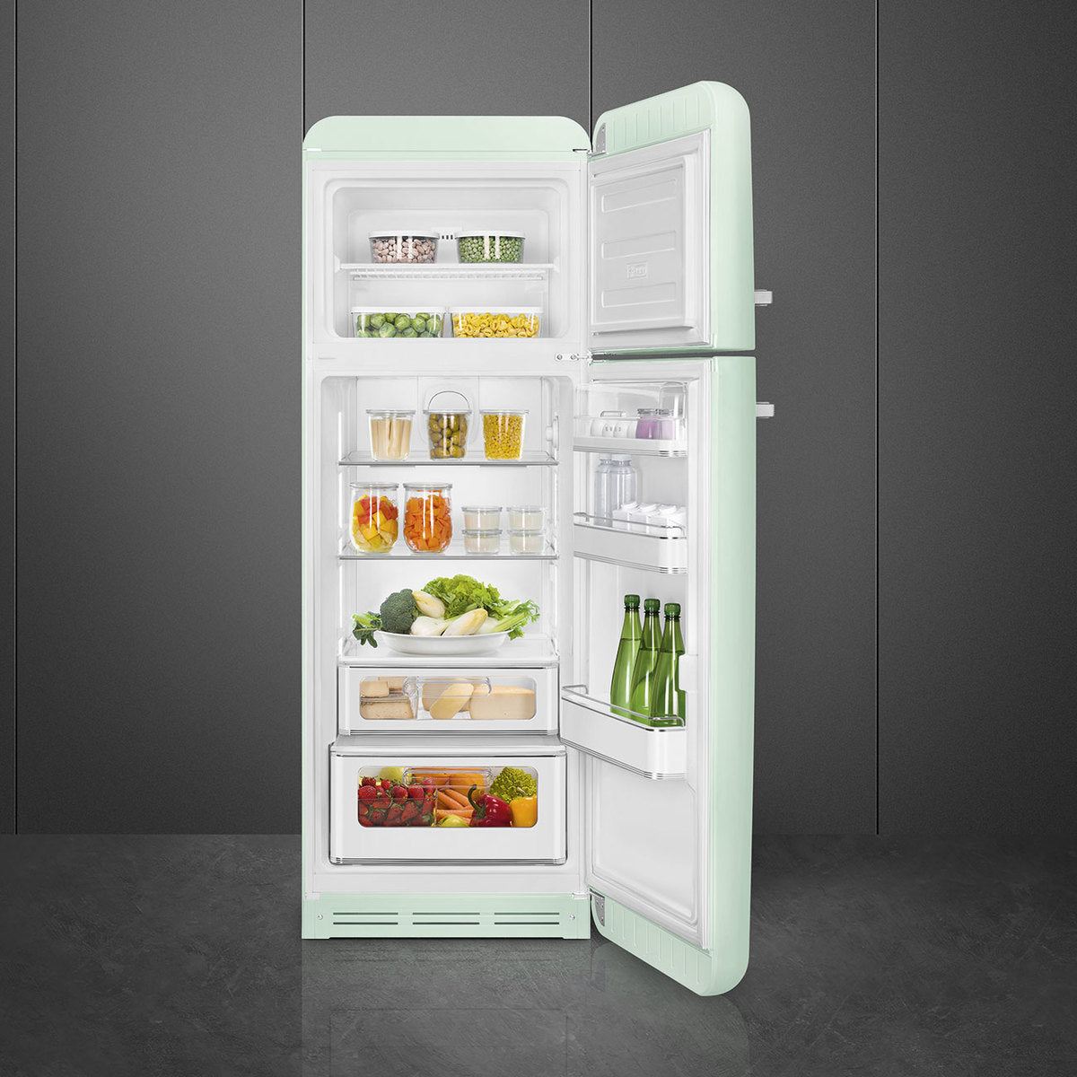Smeg FAB30RCR5 Jaren 50 Model, deur draaiend naar rechts