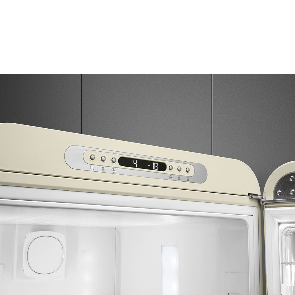 Smeg FAB32RCR5 Jaren 50 Model, deur draaiend naar rechts