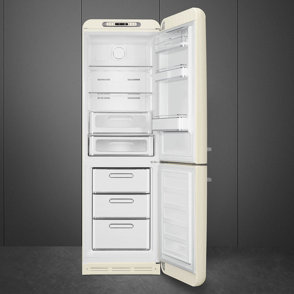 Smeg FAB32RCR5 Jaren 50 Model, deur draaiend naar rechts