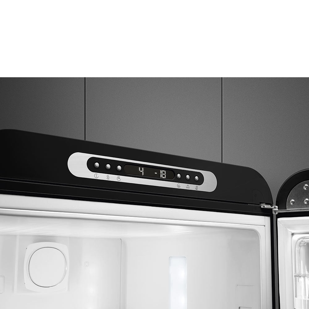 Smeg FAB32RBL5 Jaren 50 Model, deur draaiend naar rechts