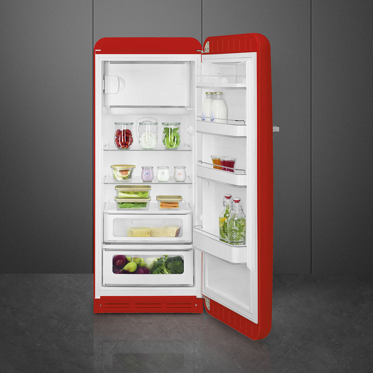 Smeg FAB28RRD5 Jaren 50 Model, deur draaiend naar rechts