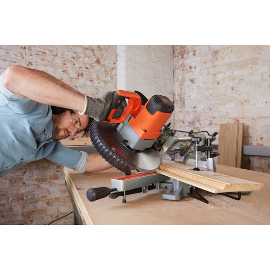 Black&Decker BES710-QS