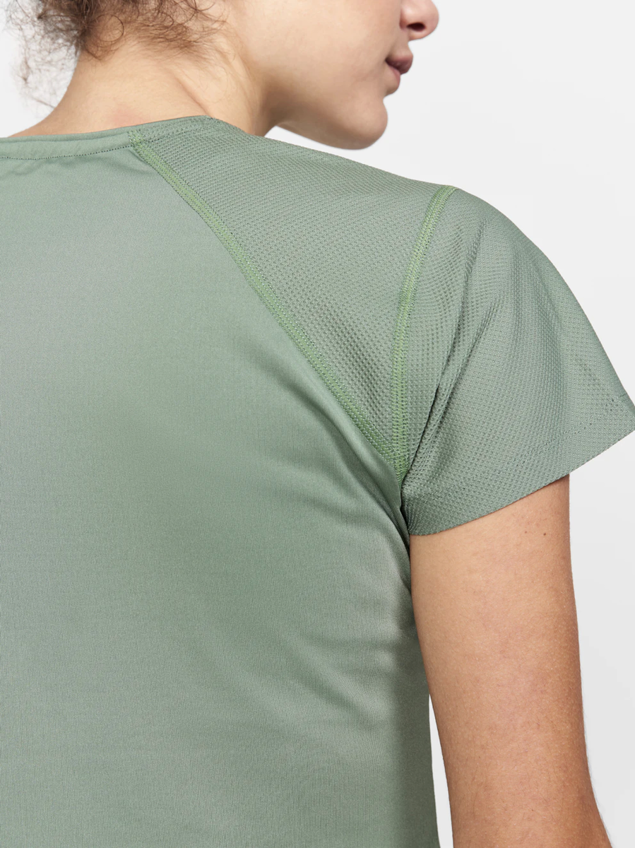 Craft ADV Essence SS Slim Tee M