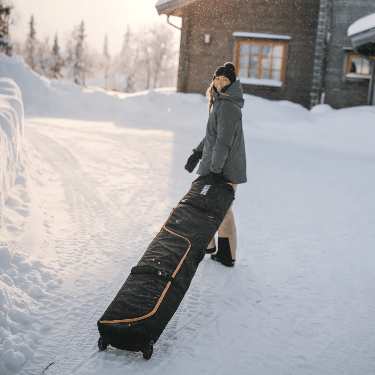 Thule RoundTrip Skiroltas 192