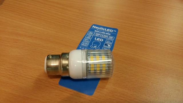 NauticLED Bulb-40 B22