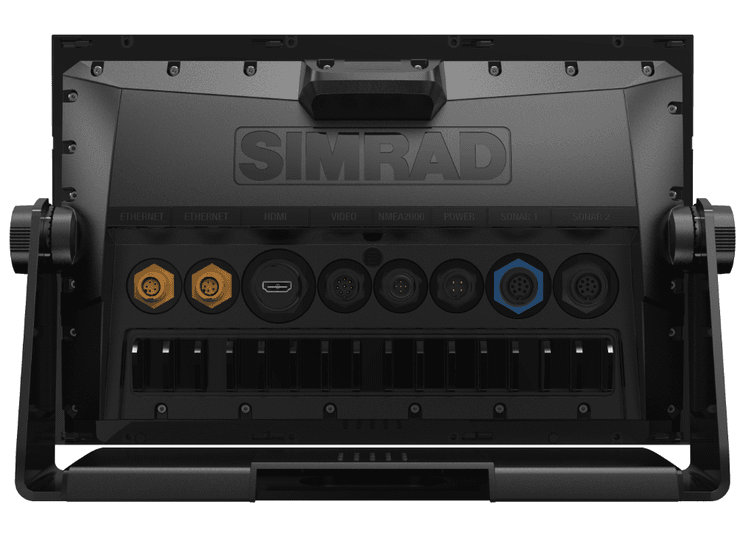 Simrad NSS12 evo3S kaartplotter inclusief 400 euro Simrad spring deal voordeel