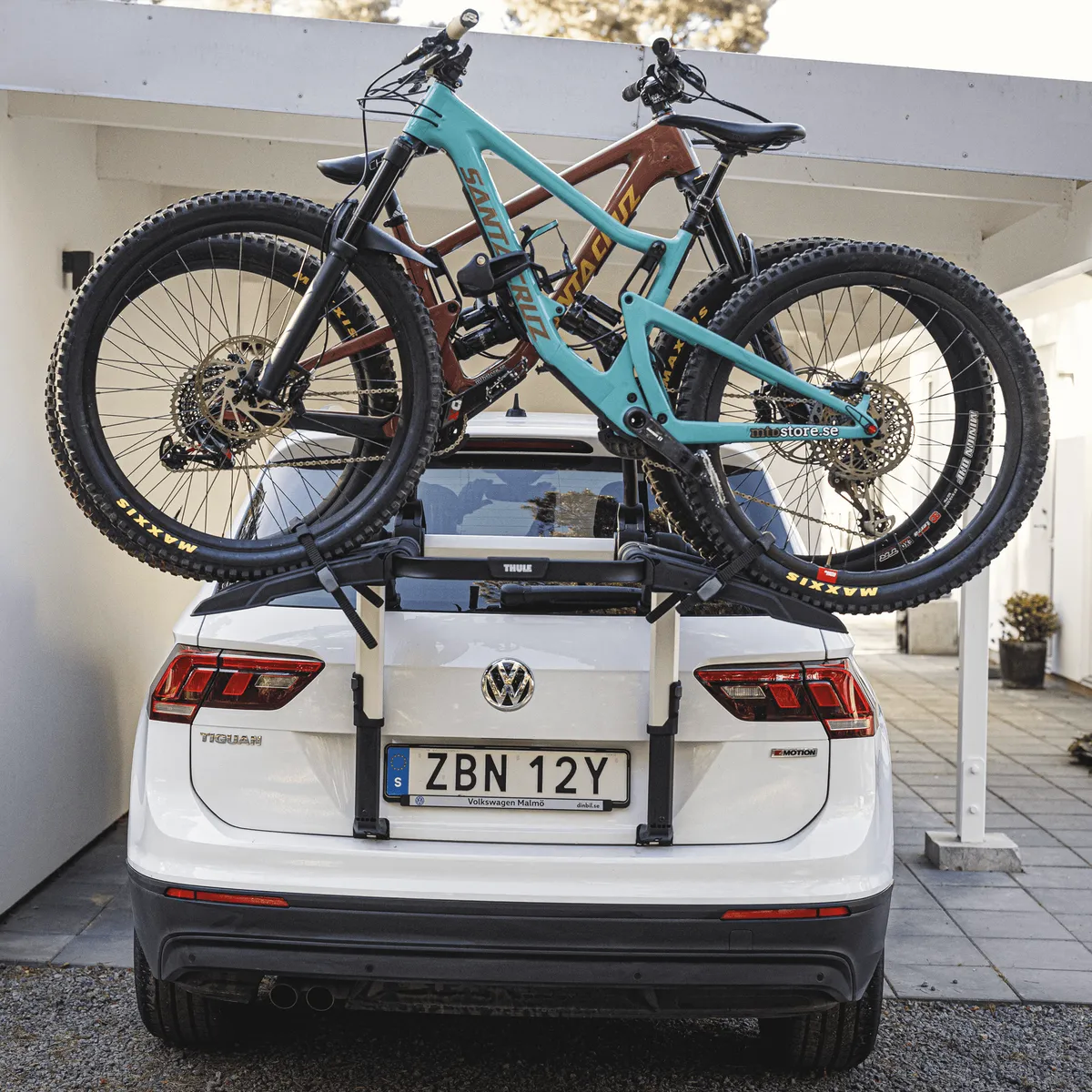 Thule OutWay Platform 2 fietsendrager voor op de kofferbak zwart met aluminium