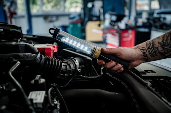 Brennenstuhl Werkplaats Staaflamp IP54 met accu
