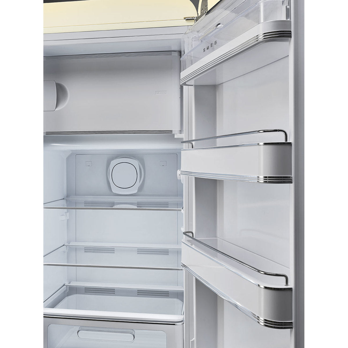 Smeg FAB28RCR5 Jaren 50 Model, deur draaiend naar rechts