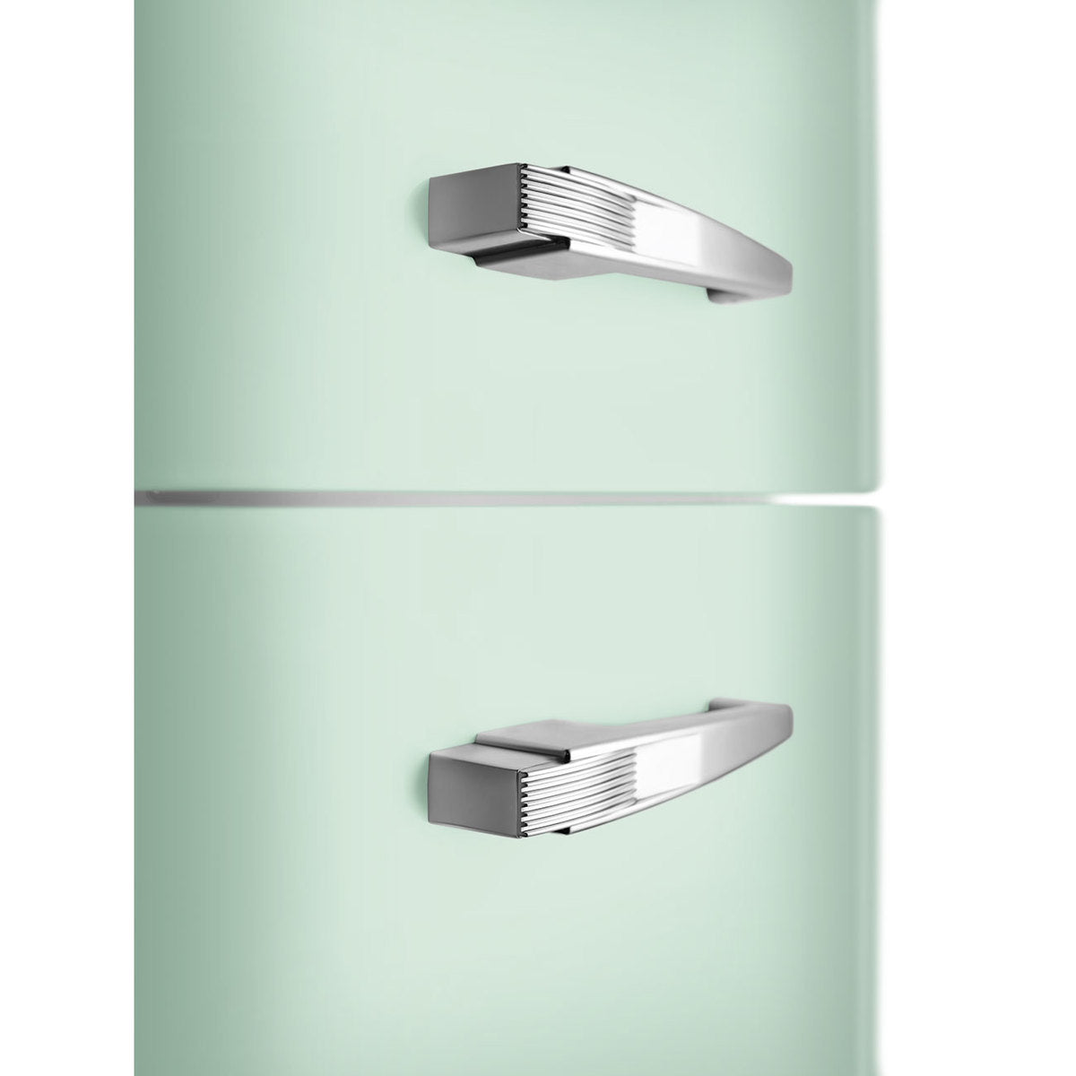 Smeg FAB30RPG5 Jaren 50 Model, deur draaiend naar rechts