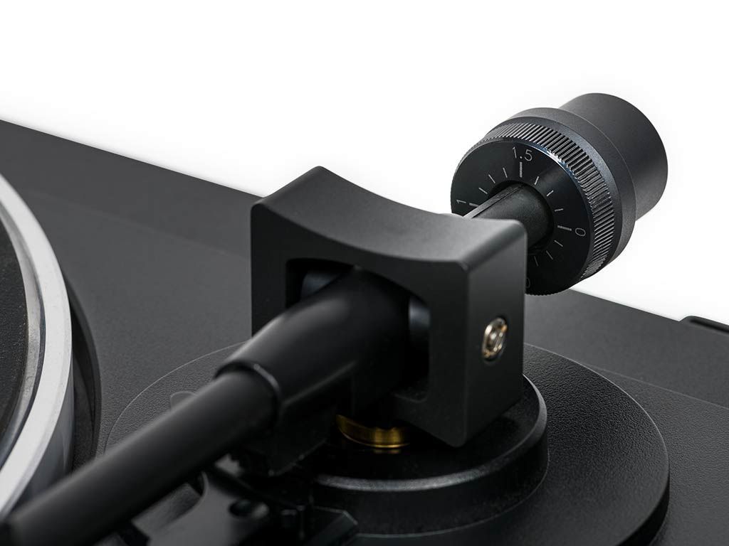 Thorens TD 101A zwart