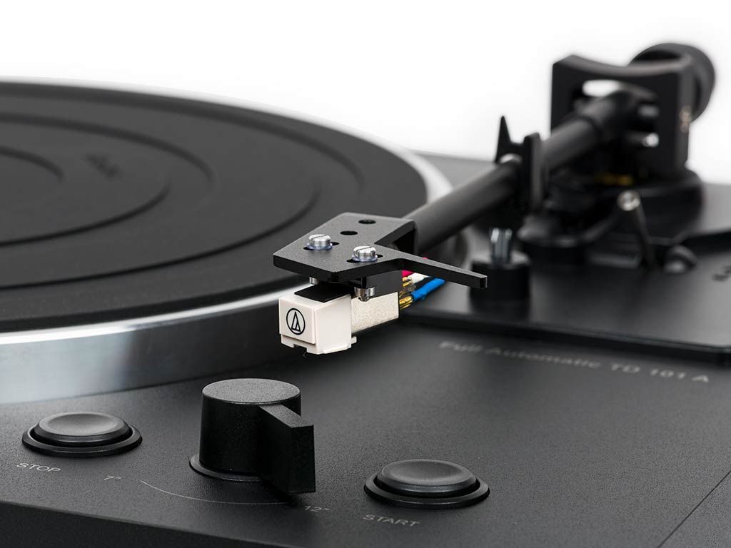 Thorens TD 101A zwart