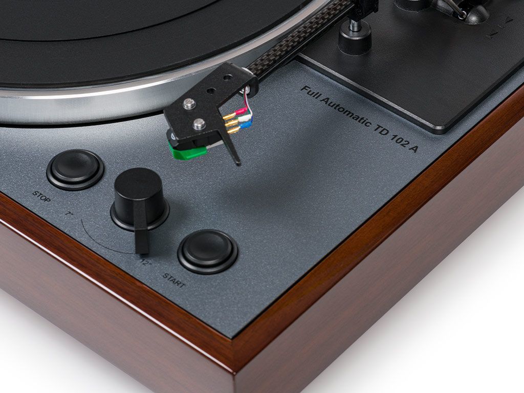 Thorens TD 102A walnoot