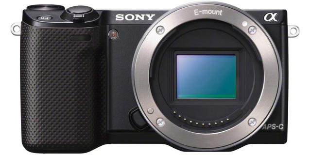Sony NEX-5RKB met 18-55 mm objectief (kras op LCD-scherm en zonder accu)